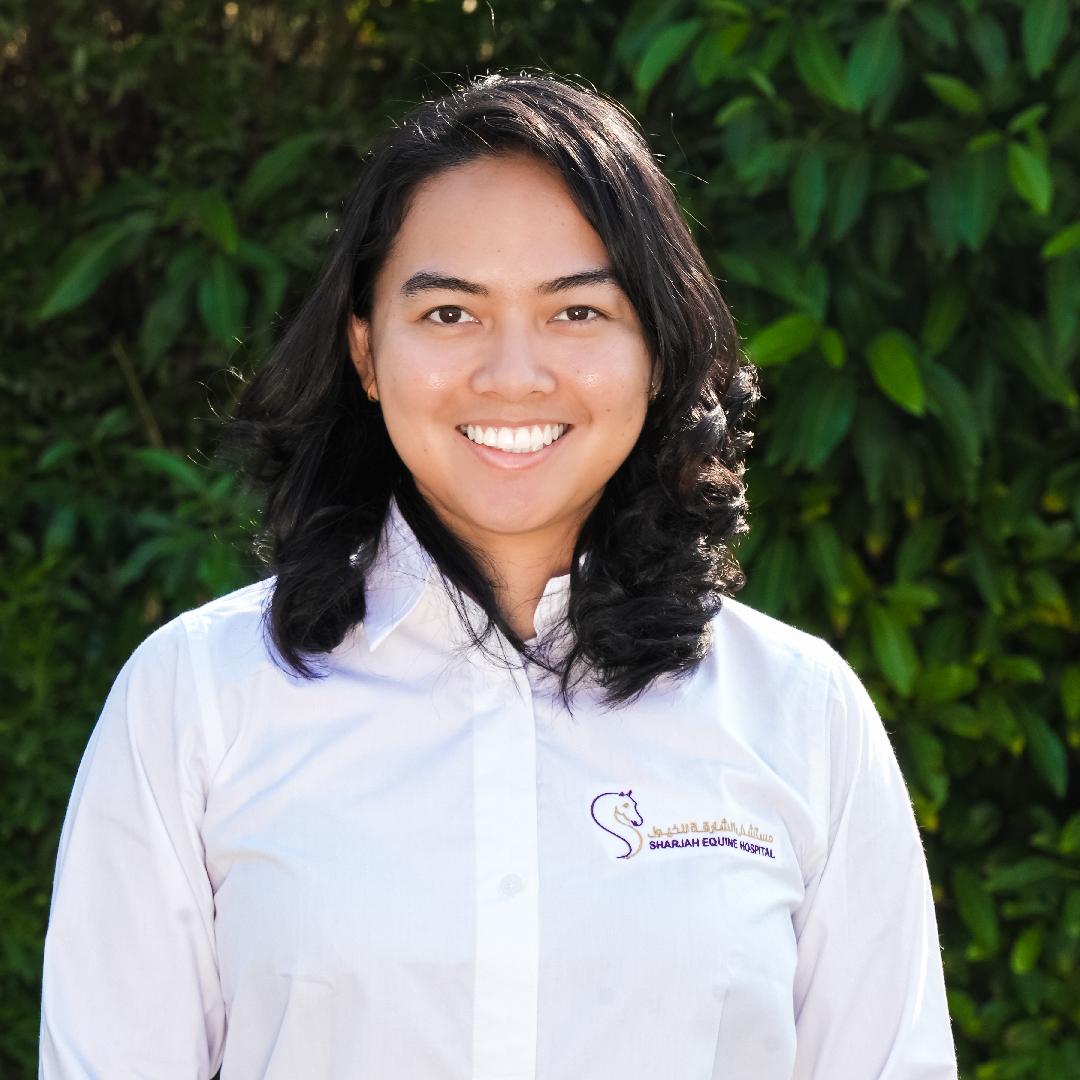 Dr. Gabrielle Cruz